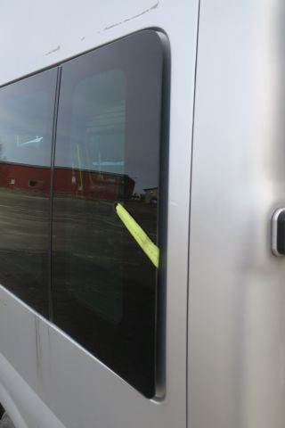 255279--4 Ford Transit 115 T300 (116hk) - 2011