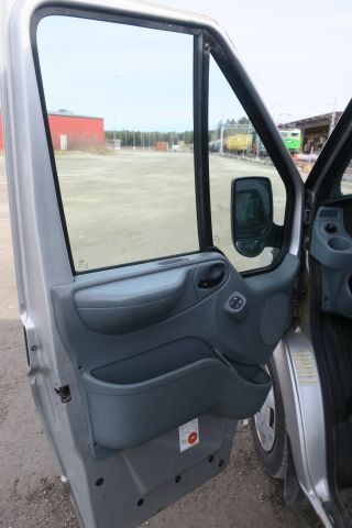 255279-3 Ford Transit 115 T300 (116hk) - 2011