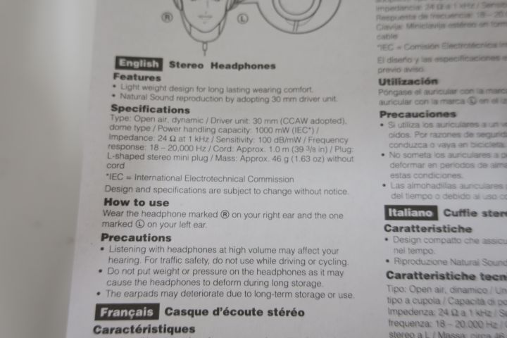 364132-7 ca 80st Headphones Sony MDR-110LP