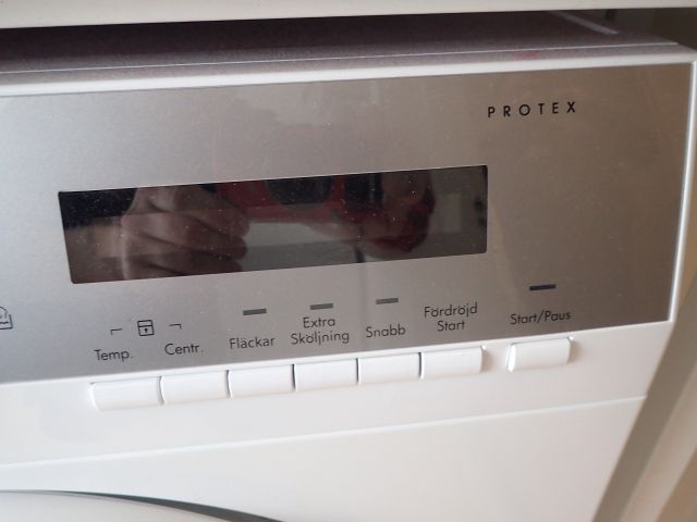 326341--22 Various laundry equipment