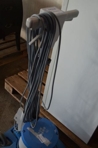 364474-1 Henkel Ecolab UHS 1100 B-43 Floor Dress