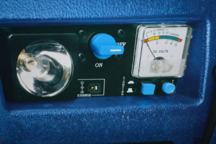 364685-9 Booster, Einhell BT-PS Blue Energistation. Unused. Shipping may be arranged