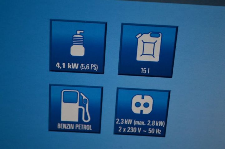 364734-6 Power Generator. Einhell BT-PG 2800/1 Blue. Unused. Shipping may be arranged