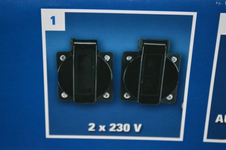 364734-8 Power Generator. Einhell BT-PG 2800/1 Blue. Unused. Shipping may be arranged