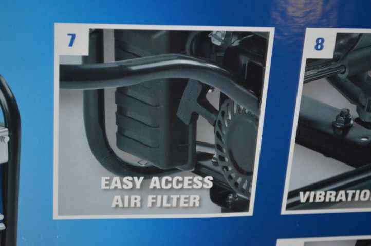 364735-13 Power Generator. Einhell BT-PG 3100/1 Blue. Unused. Shipping may be arranged