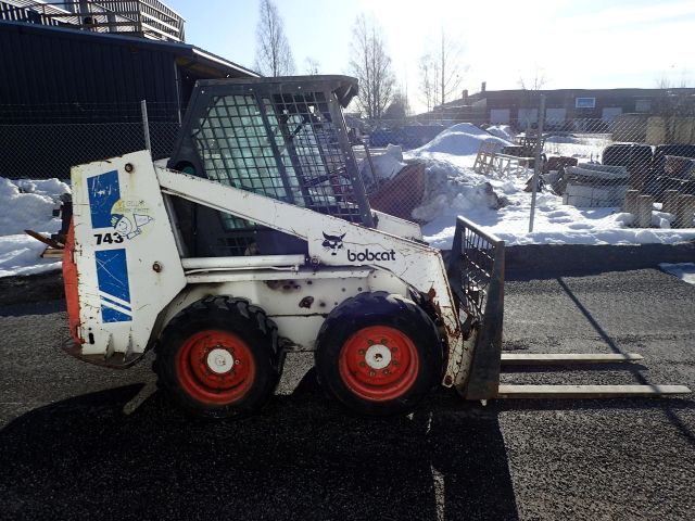 354163-1 BOBCAT 743