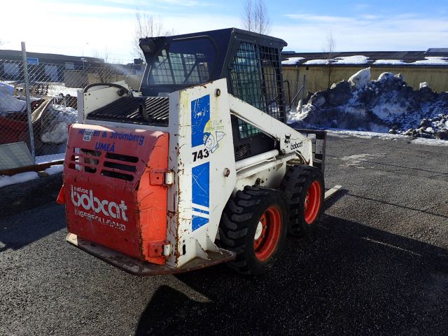 354163-2 BOBCAT 743
