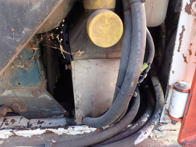 354163-24 BOBCAT 743