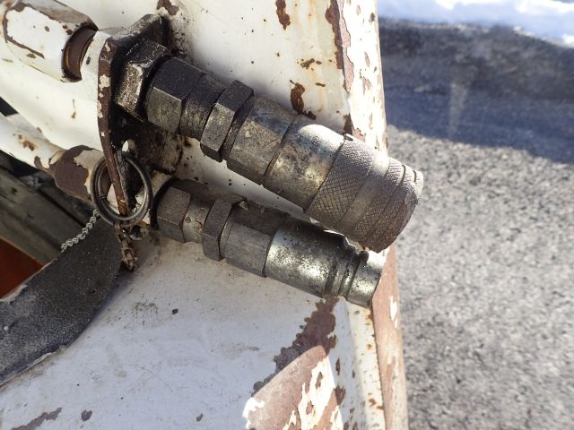 354163-33 BOBCAT 743