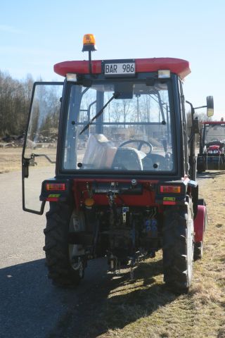 364928--17 Tractor Foton FT254