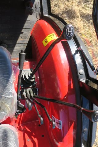 364928--8 Tractor Foton FT254