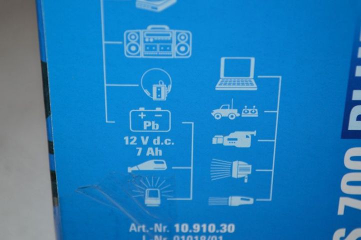 364845-14 Booster, Einhell BT-PS 700 Blue Energistation. Unused. Shipping may be arranged