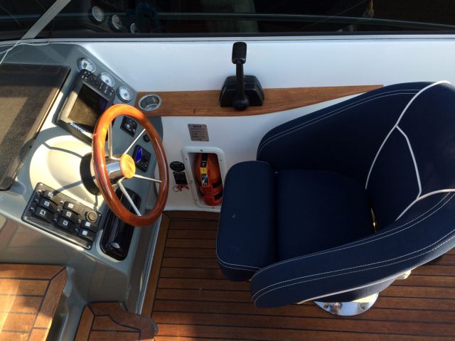 366584-5 Ibiza 3.0 23 Weekender Volvo Penta 118kW