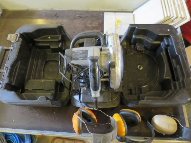 366272--3 Metal Chap saw