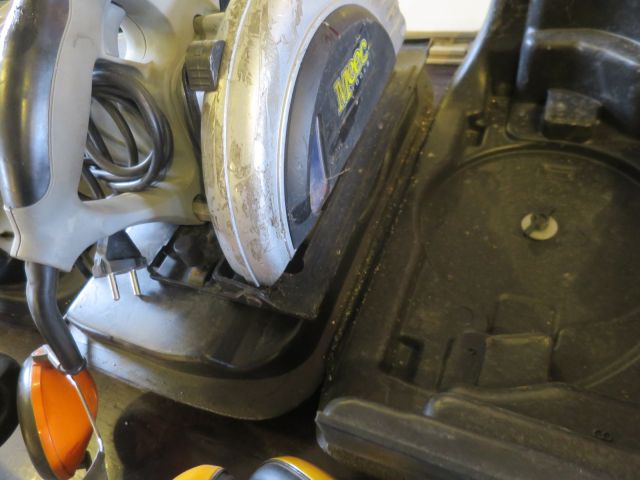 366272--1 Metal Chap saw