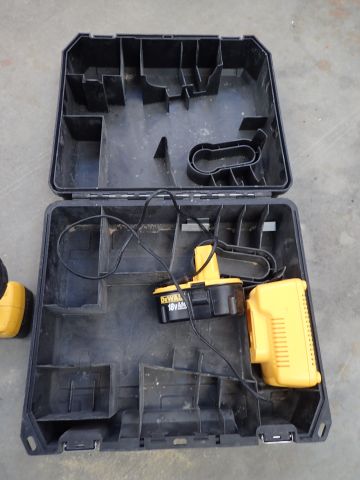 354192-1 DeWalt Mutterknackare