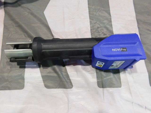 368232--1 NoviPro Press Tool