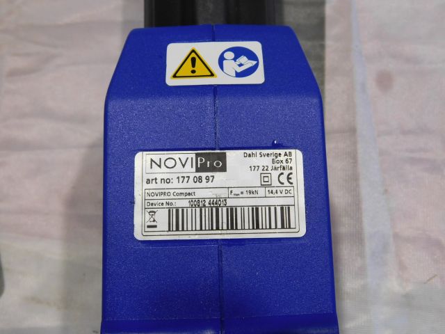 368232--1 NoviPro Press Tool
