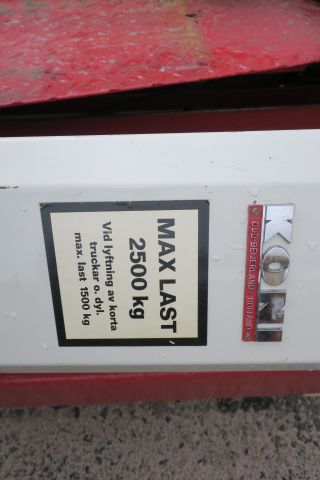 369104--8 4-pelarlyft Koni 2,5T
