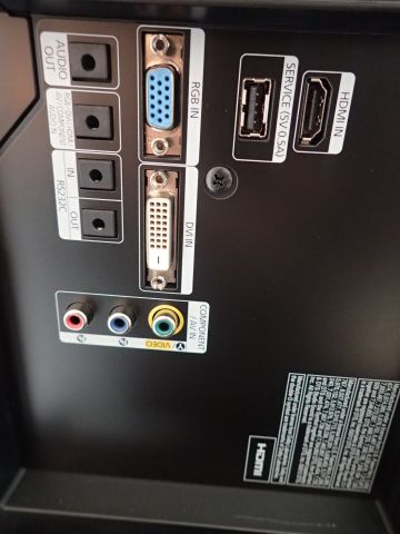 353429-4 Samsung Store display / TV stand