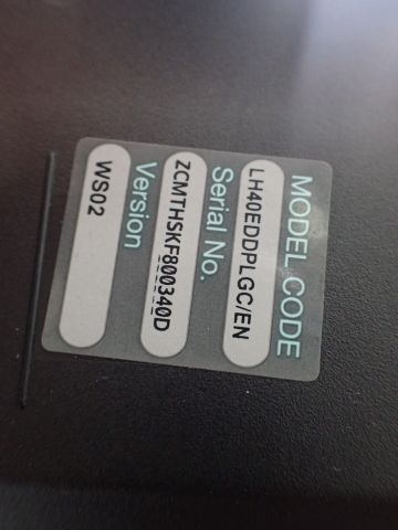 353429-5 Samsung Store display / TV stand