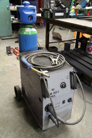 242337-2 Welder Parweld XTM193C