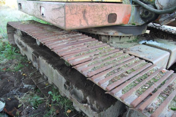 367311-10 Excavator, AKERMAN H14B, SN: 4366. Note only 10,122 hours