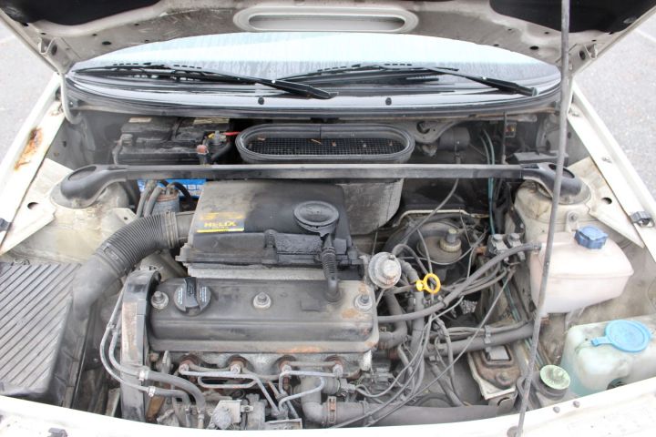 369553-7 Skoda Felicia 1.9 D Pickup -00 (64hk) (repair item)