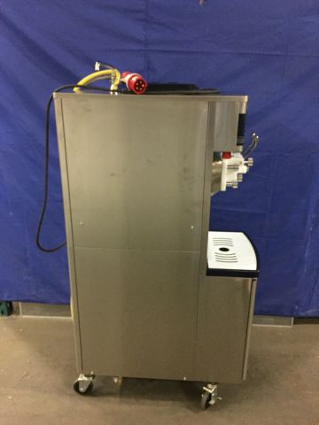 369619--59 Ice cream machine - Nissei 3338 Rapid Combi