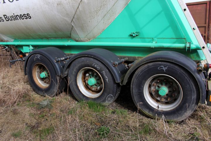 368630-5 Bulktrailer Interconsult 35 kbm -1997