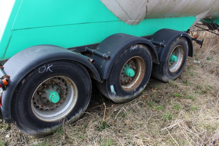 368630-9 Bulktrailer Interconsult 35 kbm -1997