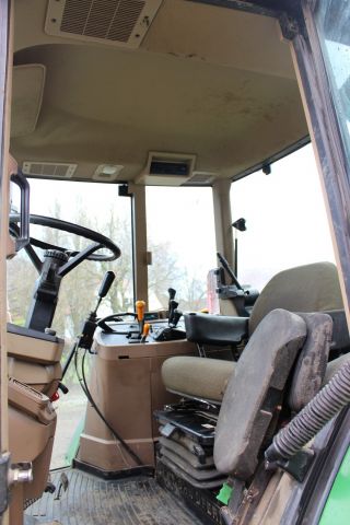 369868--40 John Deere 7810