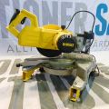 371014-0 Dewalt sliding mitre saw.