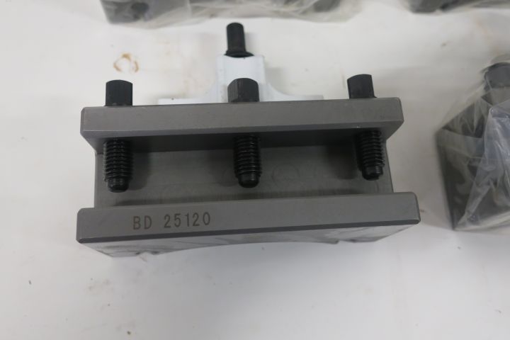 368158-1 6 pcs Tool holders BD 25120