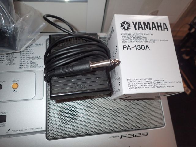 353114-8 Begagnat elpiano/synth