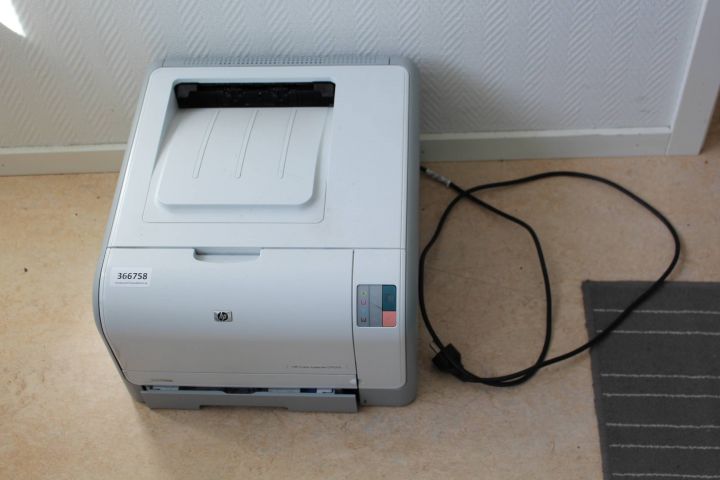 366758--4 Skrivare HP Color LaserJet CP1215