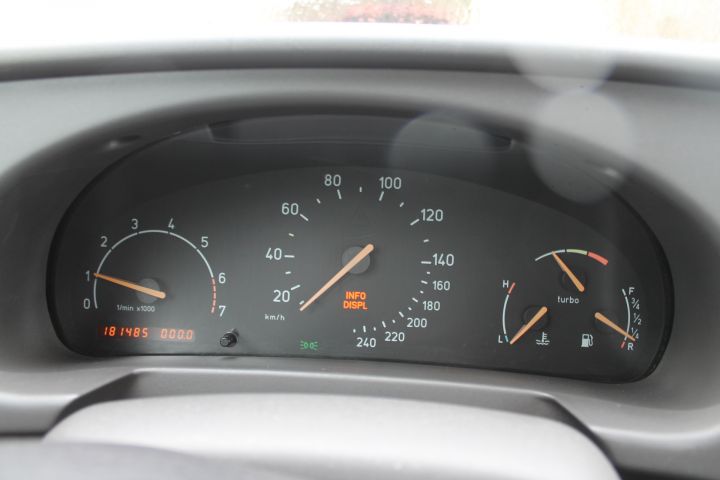 371382-12 SAAB 9-3 SE COUPÉ 2.0T