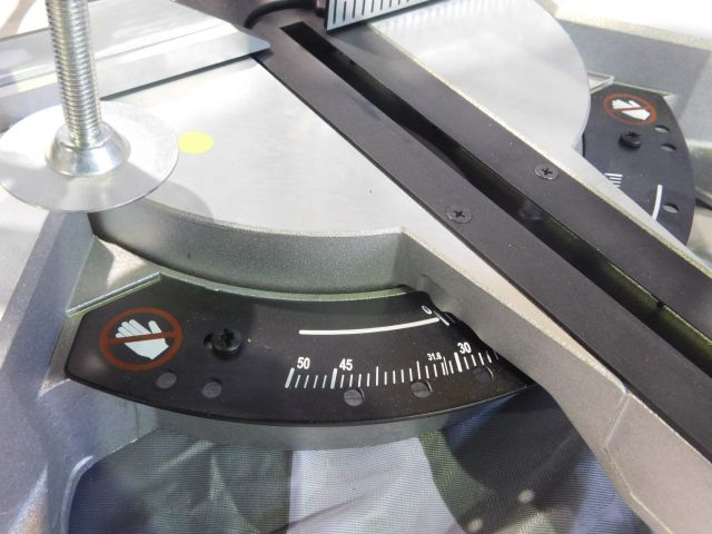 311120-2 Dewalt mitre saw new!