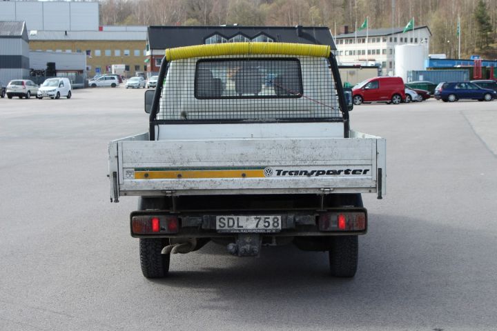 372955-7 VW Transporter T4 2.5 TDI Pickup Syncro Dubbelhytt, dragkrok, 4WD, 102 hk.