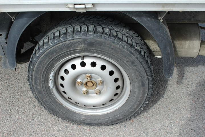 372955-9 VW Transporter T4 2.5 TDI Pickup Syncro Dubbelhytt, dragkrok, 4WD, 102 hk.