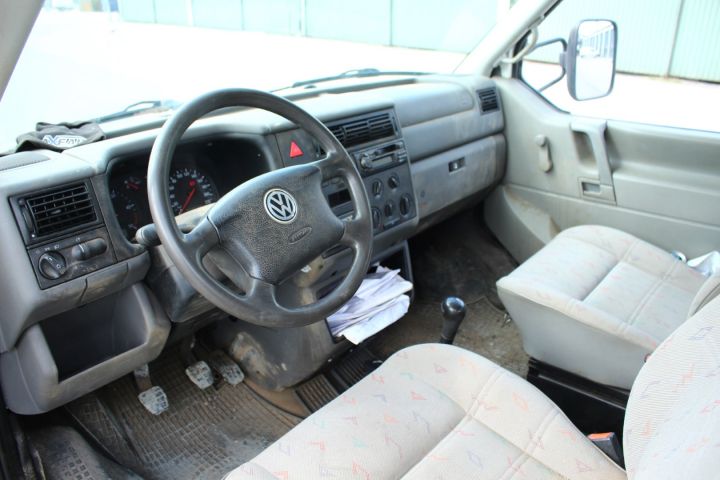 372955-19 VW Transporter T4 2.5 TDI Pickup Syncro Dubbelhytt, dragkrok, 4WD, 102 hk.