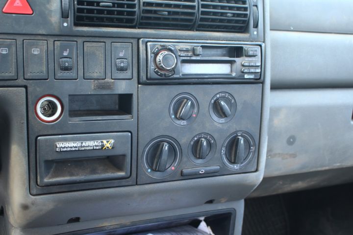 372955-23 VW Transporter T4 2.5 TDI Pickup Syncro Dubbelhytt, dragkrok, 4WD, 102 hk.