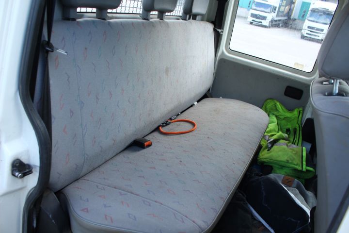 372955-27 VW Transporter T4 2.5 TDI Pickup Syncro Dubbelhytt, dragkrok, 4WD, 102 hk.