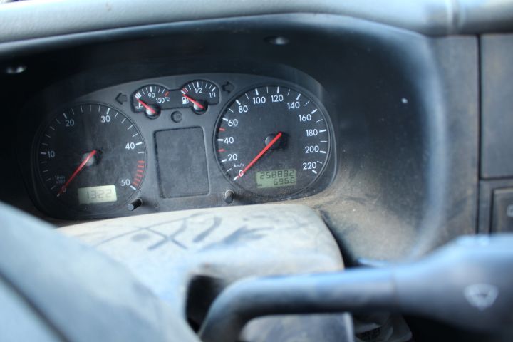 372955-25 VW Transporter T4 2.5 TDI Pickup Syncro Dubbelhytt, dragkrok, 4WD, 102 hk.