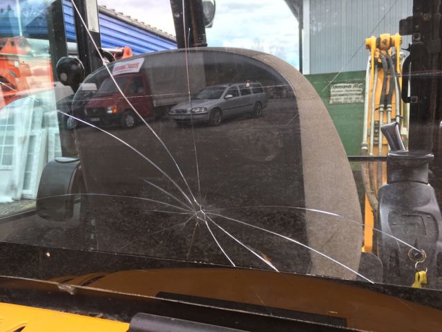 356652--16 JCB 8030 ZTS 2008