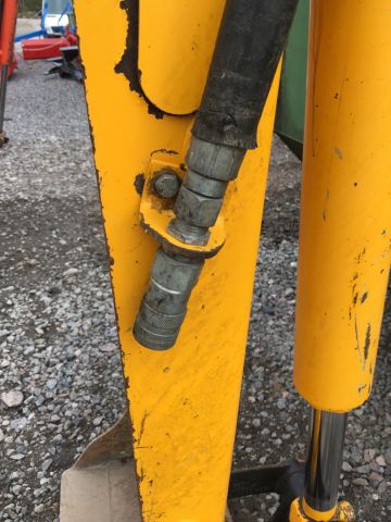 356652--15 JCB 8030 ZTS 2008