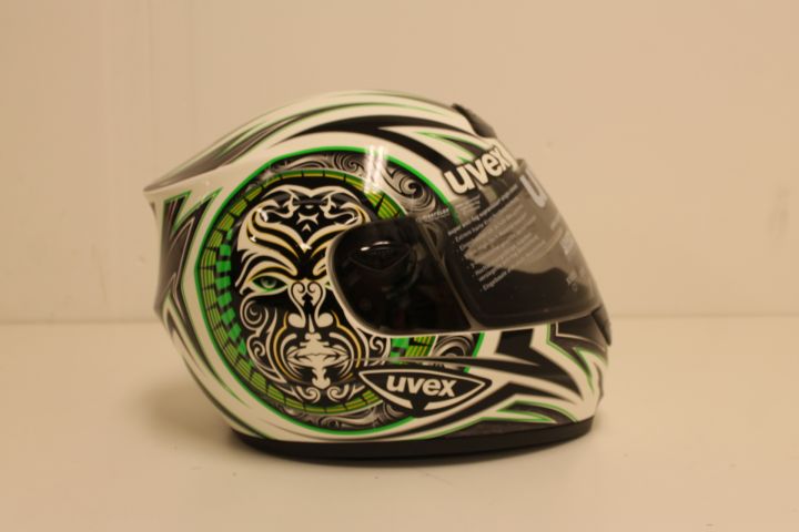 332937--22 4 pcs Uvex Wing helmets (NEW)