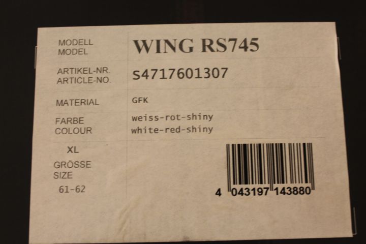 332937--14 4 pcs Uvex Wing helmets (NEW)