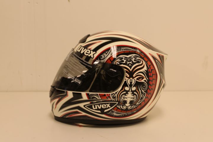 332937--13 4 pcs Uvex Wing helmets (NEW)