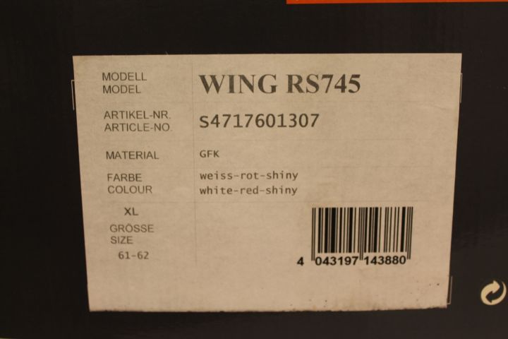 332937--13 4 pcs Uvex Wing helmets (NEW)